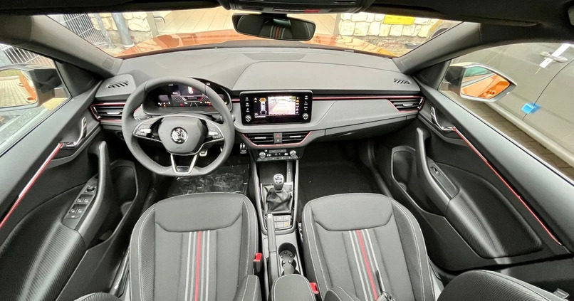 Skoda Kamiq cena 134000 przebieg: 10, rok produkcji 2024 z Praszka małe 277